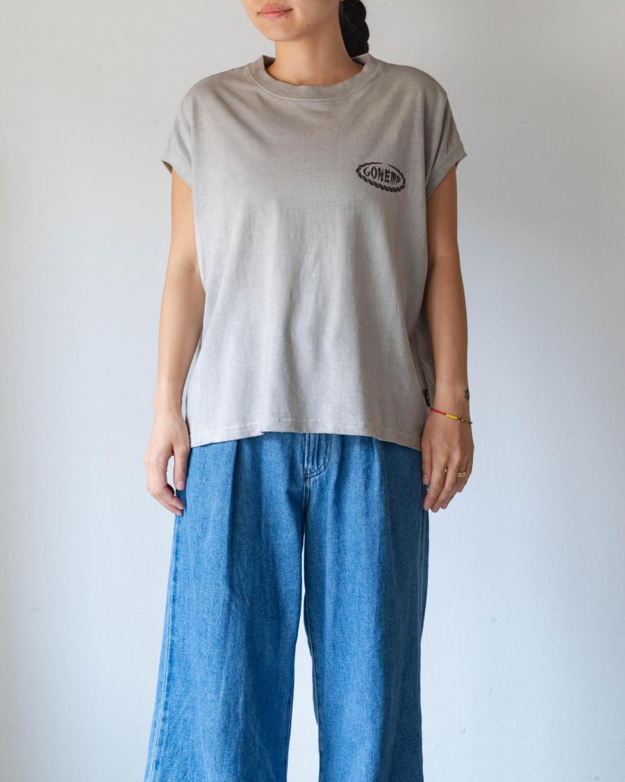 JAPAN TRADITIONAL HEMP HONEY SLEEVE-LES TEE
