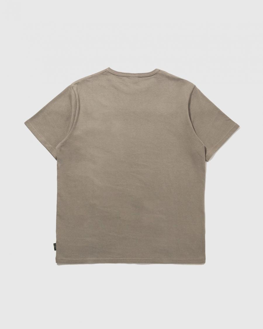 BASIC FITS POCKET TEE