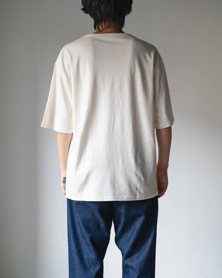 SHANTI HALF SLEEVE WIDE FITS TEE