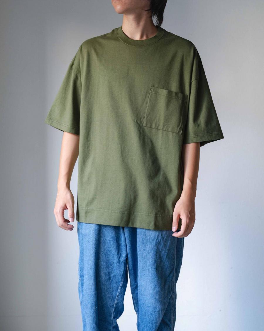 WIDE SLIT TEE