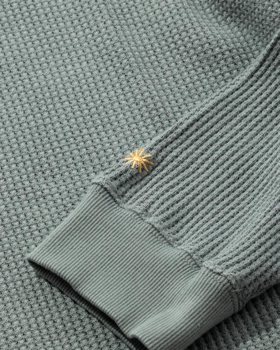 WIDE ARM WAFFLE CREW