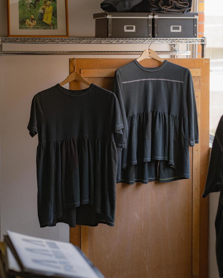 FOOTBALL TEE - BLACK DYED REUSE