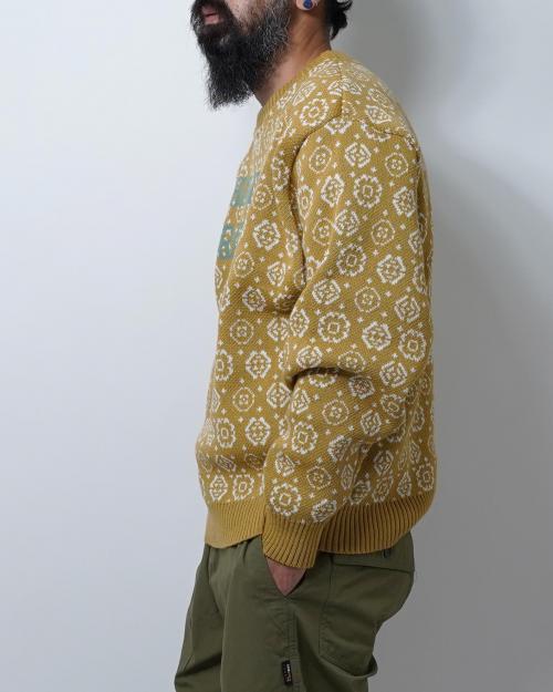 JACQUARD KNIT