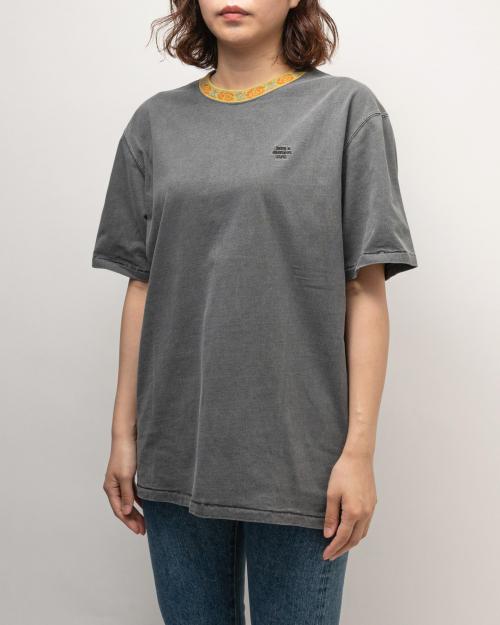 ROSE NECK T-SHIRT