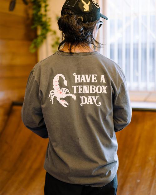 TENBOX × HaGD LONG SLEEVE T-SHIRT 