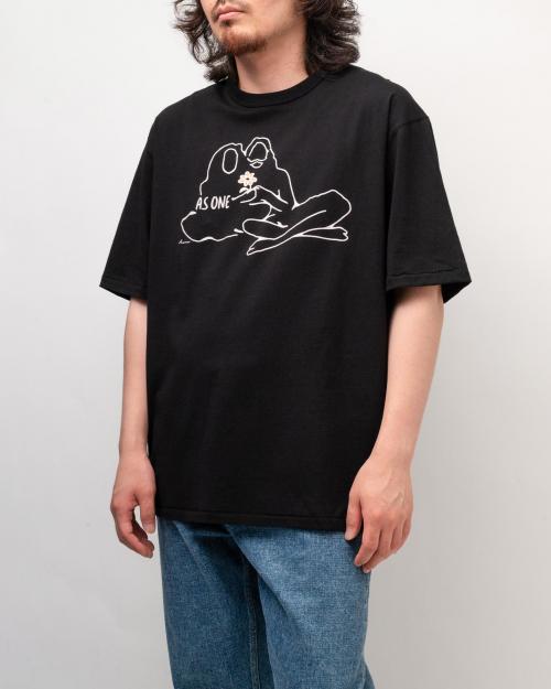 T-SHIRT -AS ONE