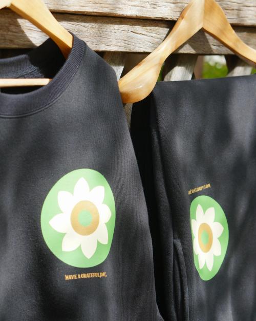 SWEATSHIRT -HELIOTROPISM