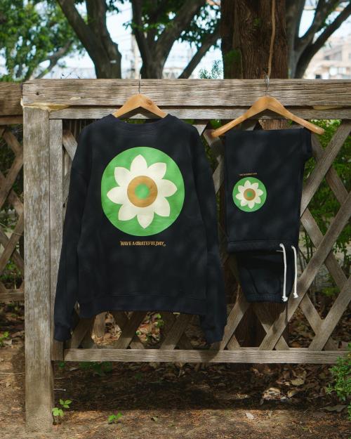 SWEATSHIRT -HELIOTROPISM