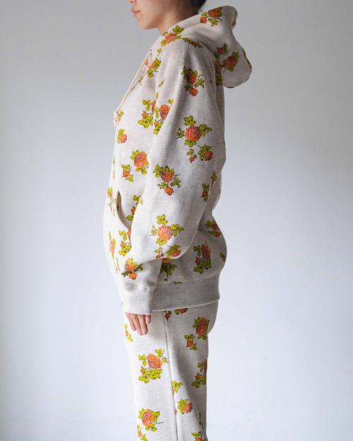 ZIP UP HOODIE SWEATSHIRT