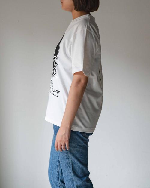 T-SHIRT -PLAY DEAD