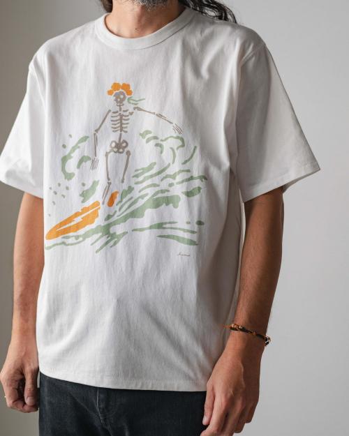 T-SHIRT -DEAD SURF