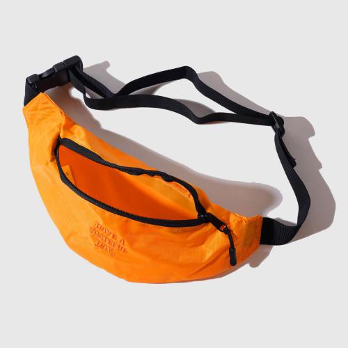 GRATEFUL DAY SHOULDER POUCH 