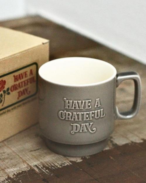 VINTAGE MUG CUP