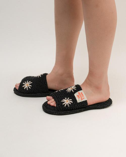 CROCHET SANDALS