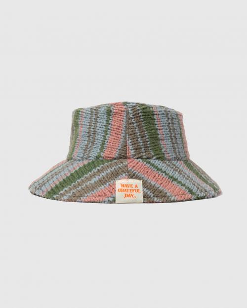 BUCKET HAT