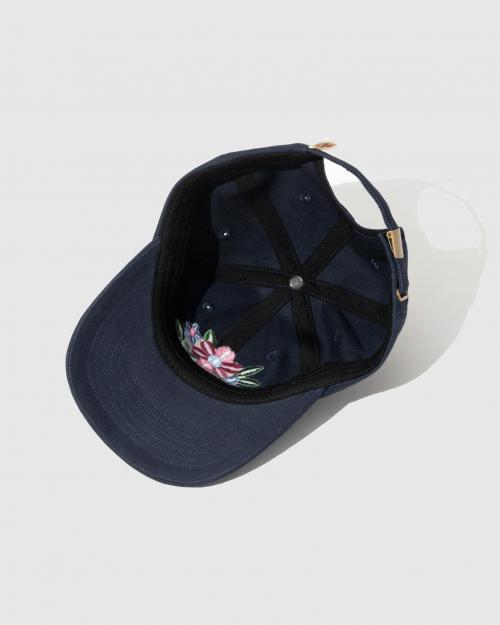 6 PANEL CAP