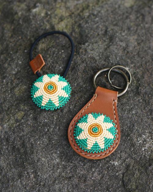 CONCHO KEYCHAIN -HELIOTROPISM