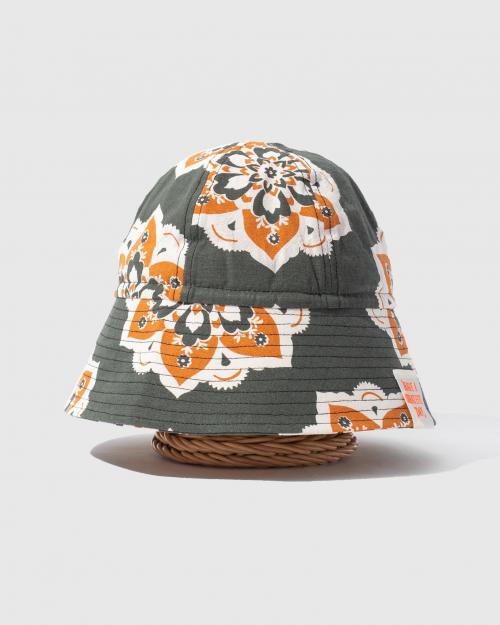 BUCKET HAT