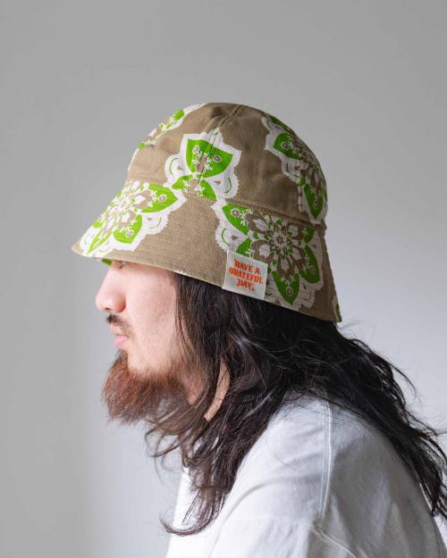 BUCKET HAT