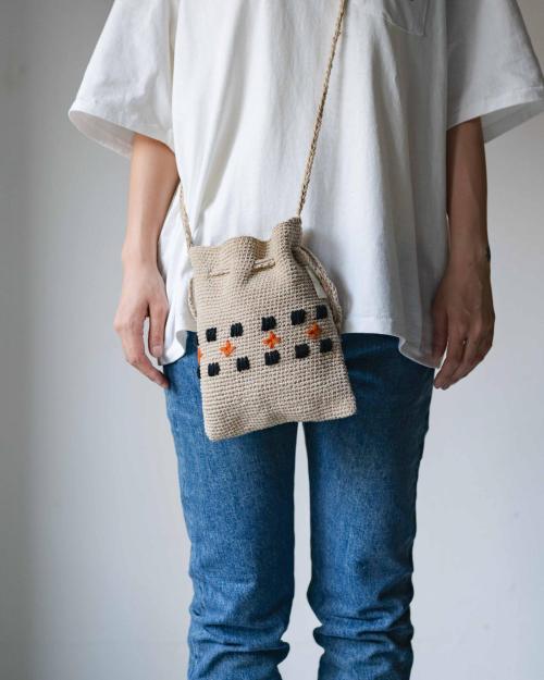 CROCHET POUCH