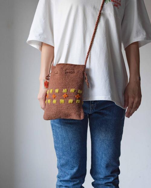 CROCHET POUCH