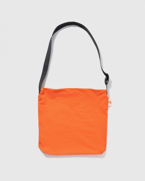UNITE SHOULDER BAG