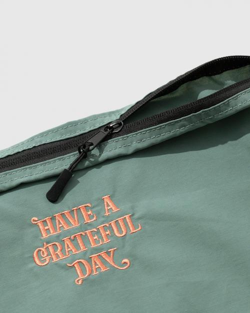 UNITE SHOULDER BAG