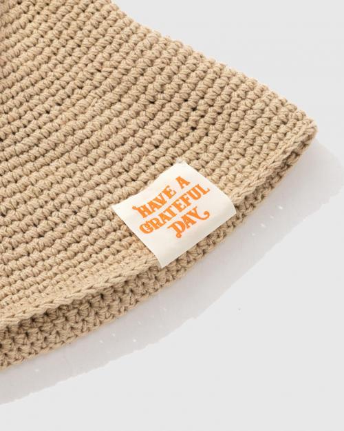 UNITE HAT