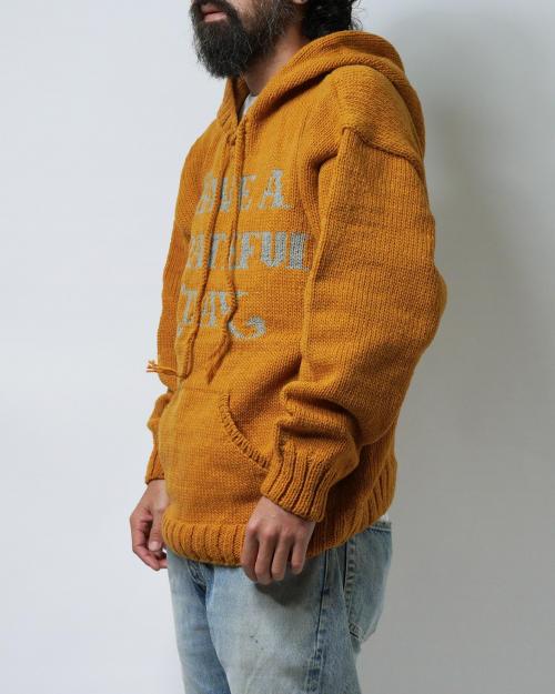 WOOL KNIT HOODIE