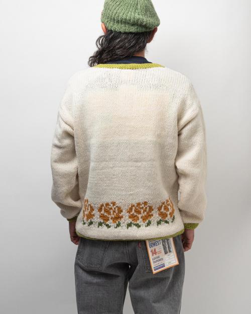 KNIT CARDIGAN