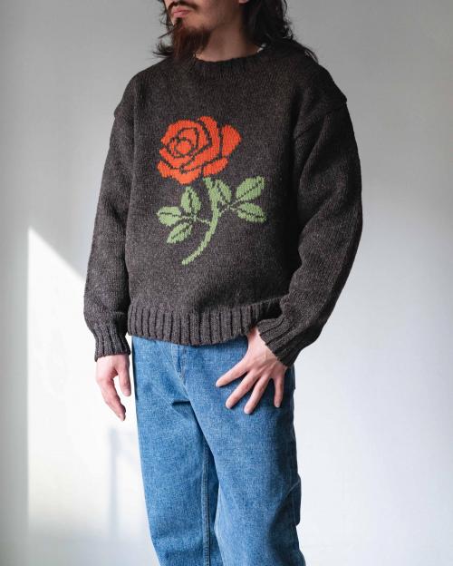 ROSE KNIT CREW