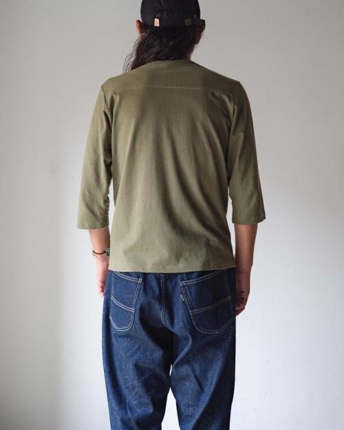 BASIC FOOTBALL TEE