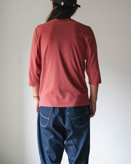 BASIC FOOTBALL TEE