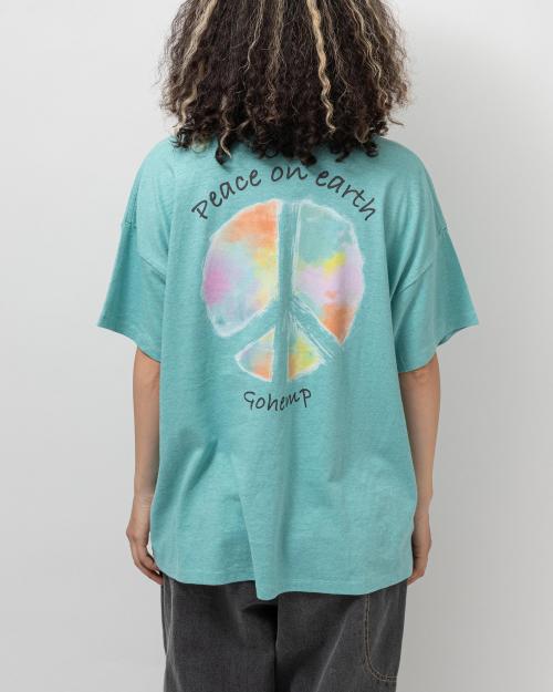 Peace on Earth WIDE POCKET TEE