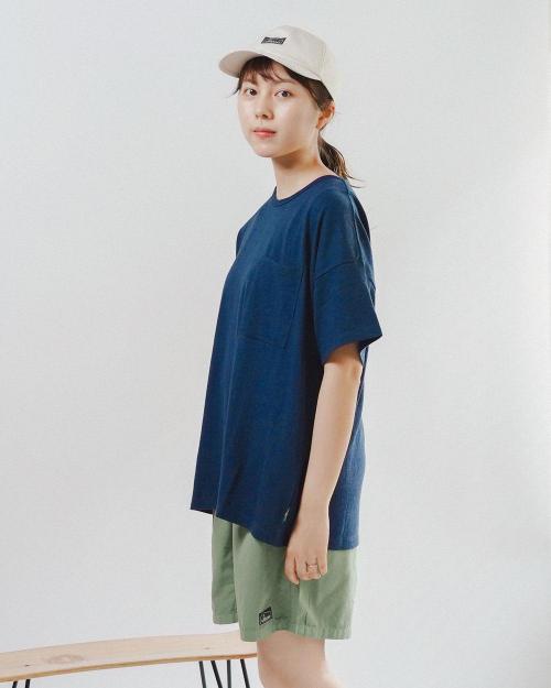 WIDE POCKET TEE