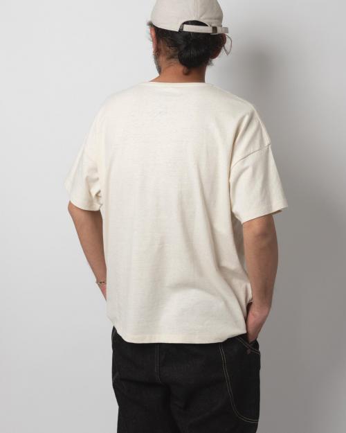 WIDE POCKET TEE