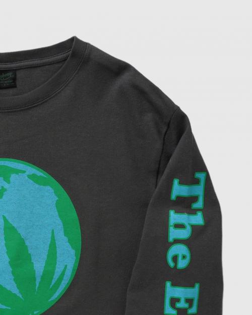 SAVES THE EARTH LONG SLEEVE TEE