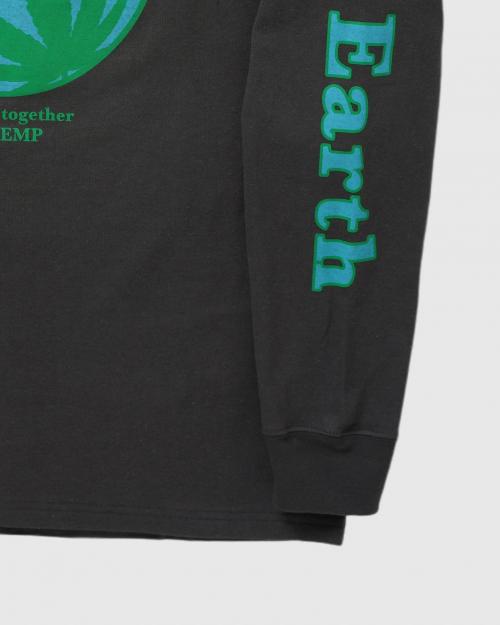 SAVES THE EARTH LONG SLEEVE TEE