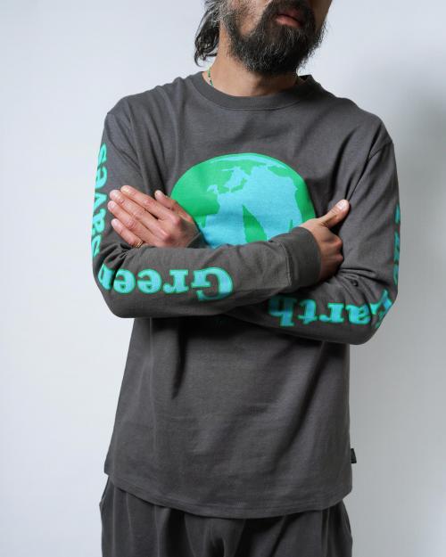 SAVES THE EARTH LONG SLEEVE TEE