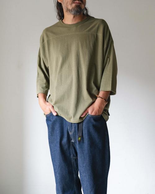 WIDE FOOTBALL TEE