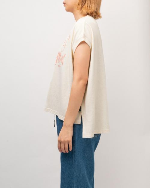 Hello!慶良間の珊瑚 HONEY SLEEVE-LES TEE