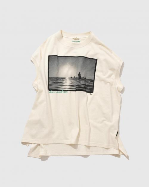 here and now HONEY SLEEVE-LES TEE