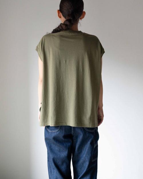 HONEY SLEEVE-LES TEE