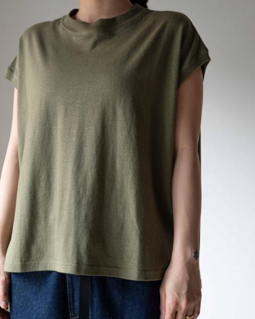 HONEY SLEEVE-LES TEE