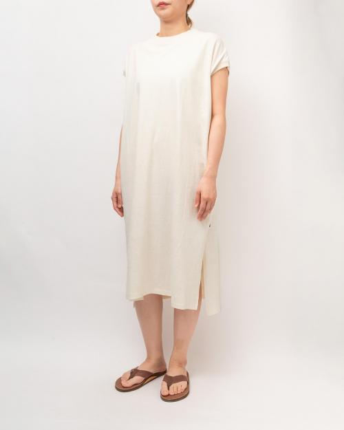 HONEY SLEEVE-LES ONE PIECE