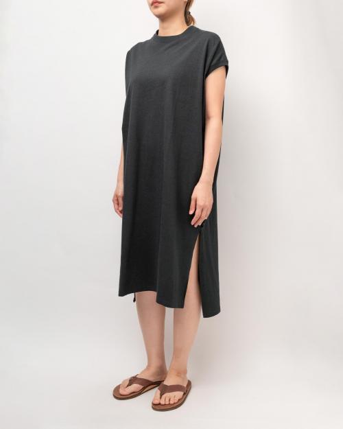 HONEY SLEEVE-LES ONE PIECE