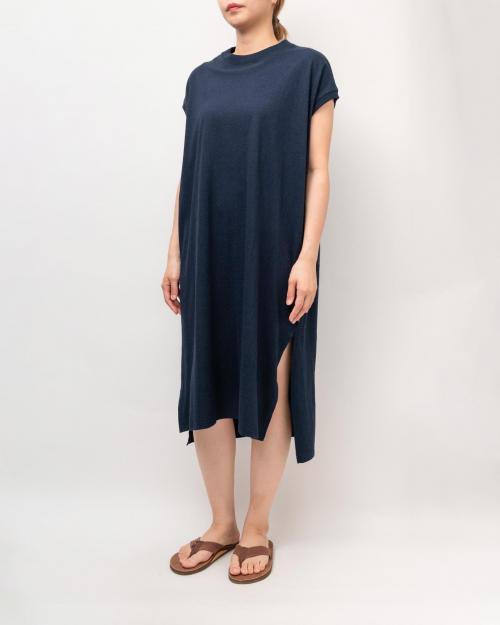 HONEY SLEEVE-LES ONE PIECE