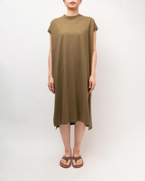 HONEY SLEEVE-LES ONE PIECE