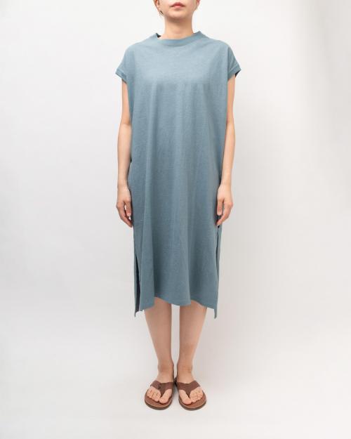 HONEY SLEEVE-LES ONE PIECE