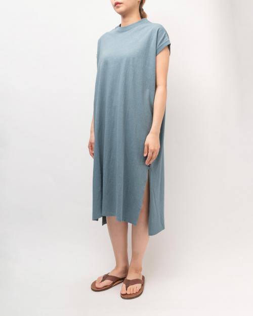 HONEY SLEEVE-LES ONE PIECE